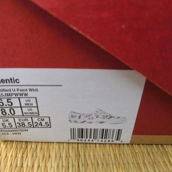 NWT colour in vans - Picture 3 of 3